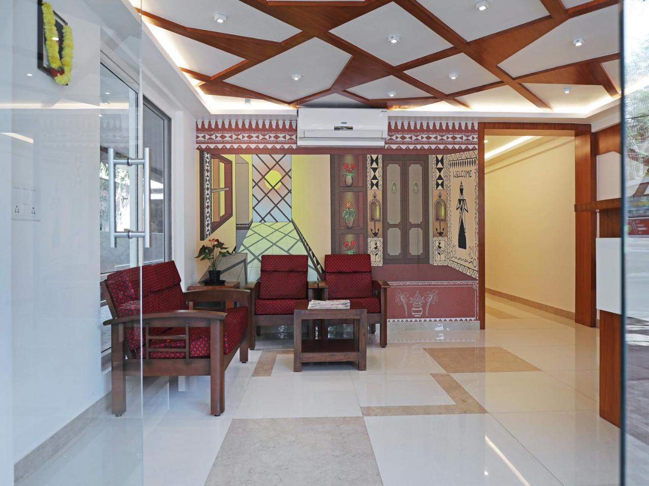 Treebo Akshaya Bull Temple Hotel Bangalore Eksteriør billede